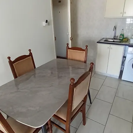 Apartament Emiliano 7 *