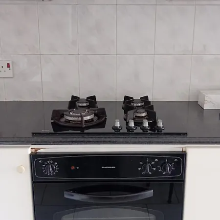 Emiliano 7 Apartament *