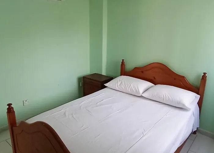 Emiliano 7 * Larnaca