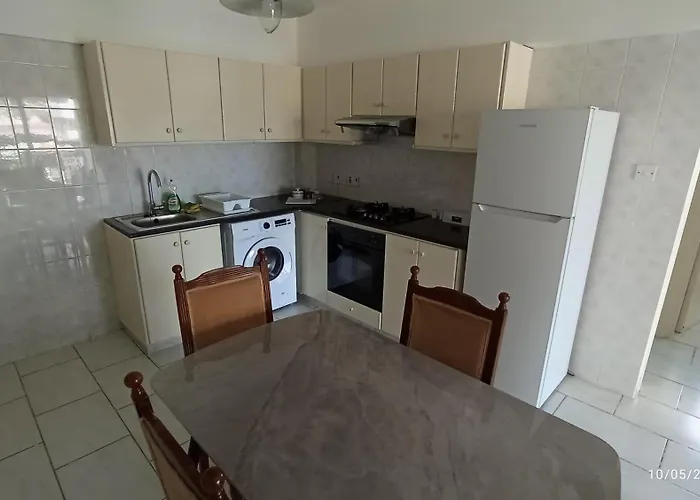 Emiliano 7 Appartement Larnaca