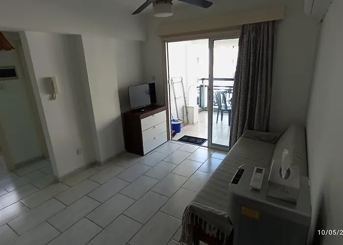 Emiliano 7 Appartement Larnaca