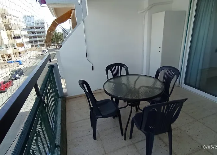 Emiliano 7 Lägenhet Larnaca