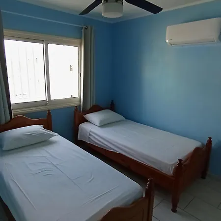 Emiliano 7 * Λάρνακα