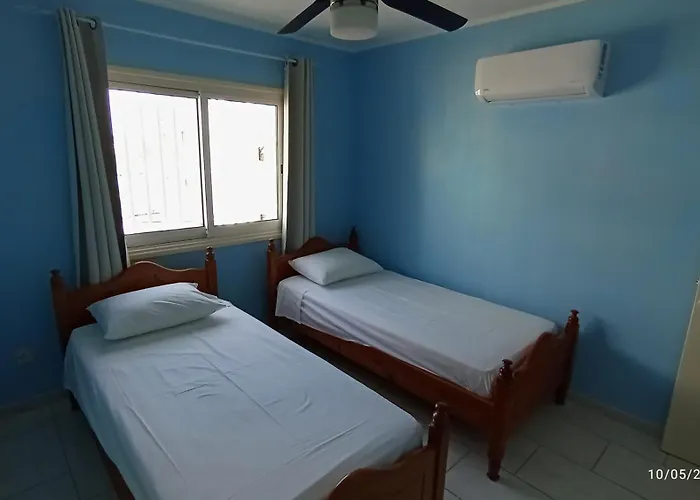 Emiliano 7 * Λάρνακα